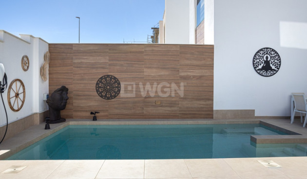 Odsprzedaż - Kamienica - Benijofar - Costa Blanca