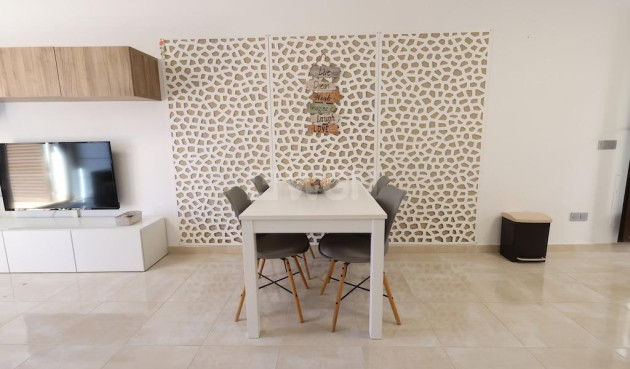 Odsprzedaż - Kamienica - Orihuela Costa - Costa Blanca