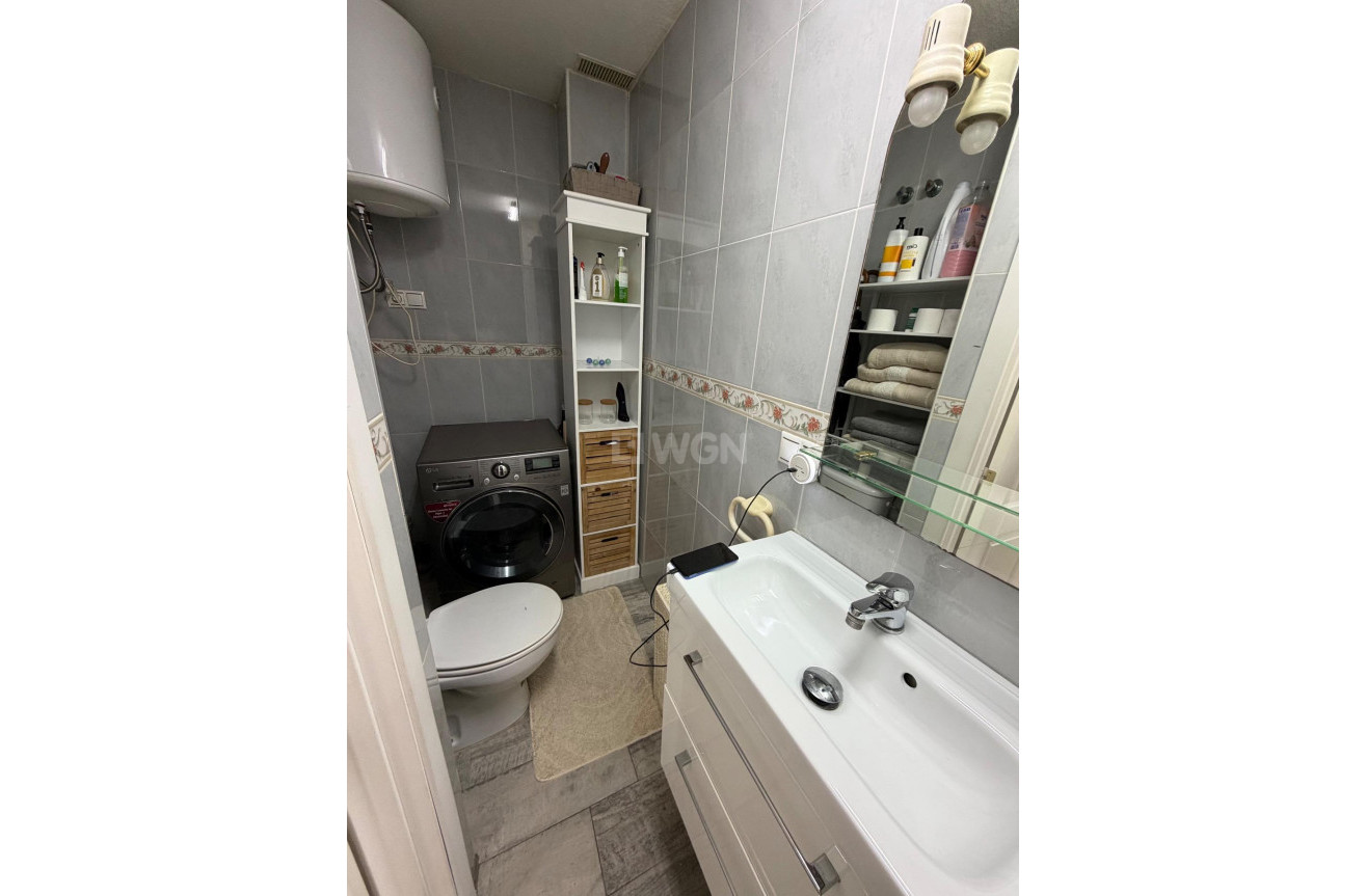 Odsprzedaż - Kamienica - Orihuela Costa - La Zenia