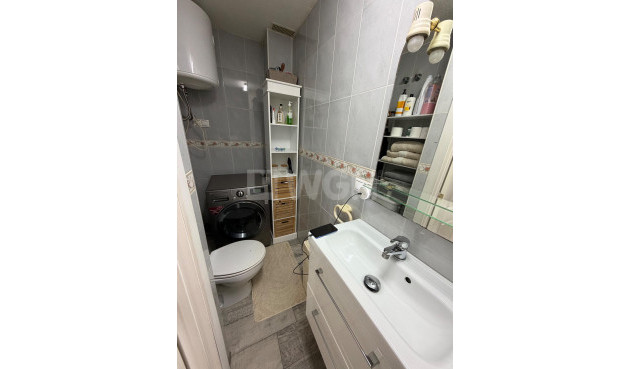 Odsprzedaż - Kamienica - Orihuela Costa - La Zenia