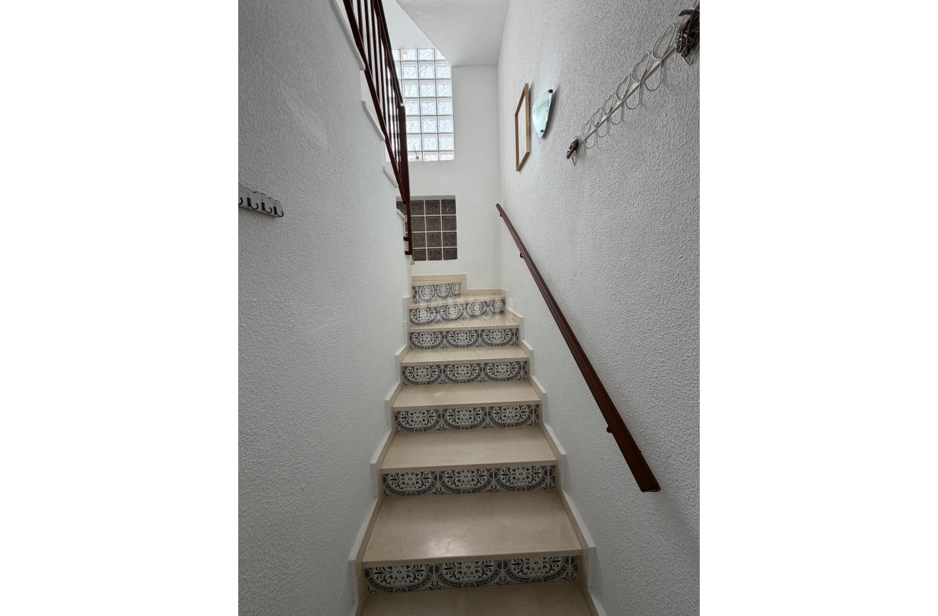 Odsprzedaż - Kamienica - Orihuela Costa - La Zenia