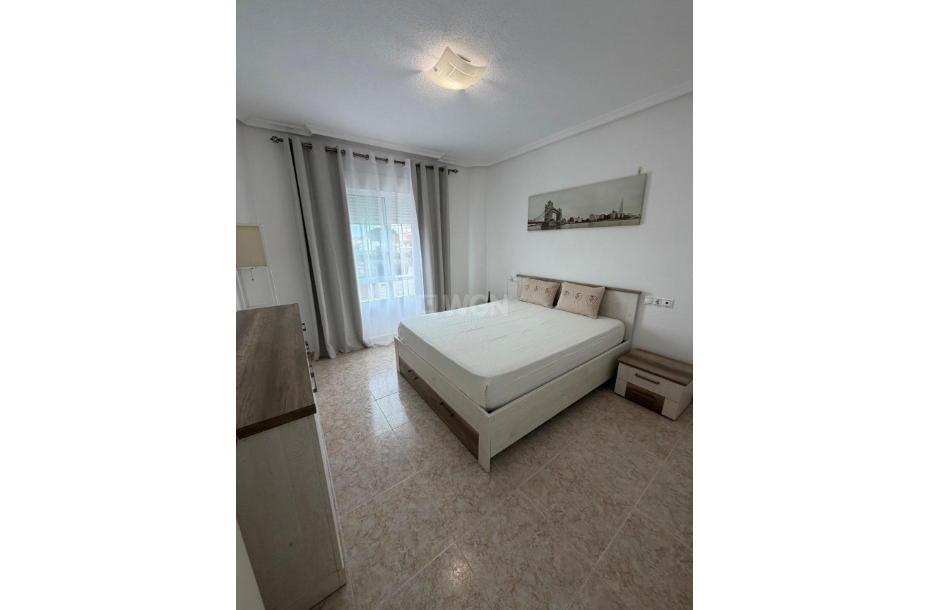 Odsprzedaż - Kamienica - Orihuela Costa - La Zenia