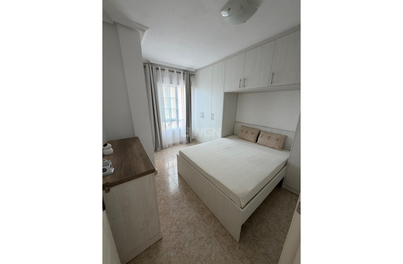 Odsprzedaż - Kamienica - Orihuela Costa - La Zenia