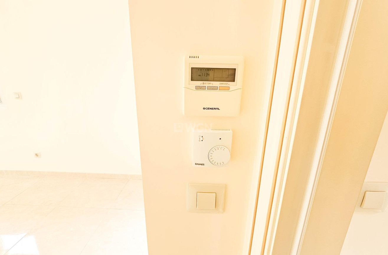 Resale - Villa - Cabo Roig