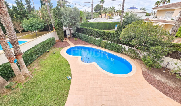 Resale - Villa - Cabo Roig