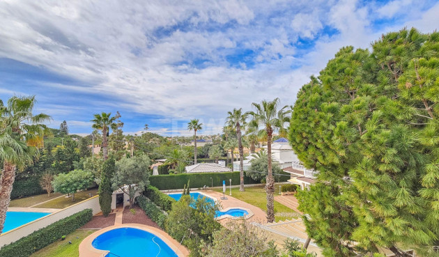 Resale - Villa - Cabo Roig