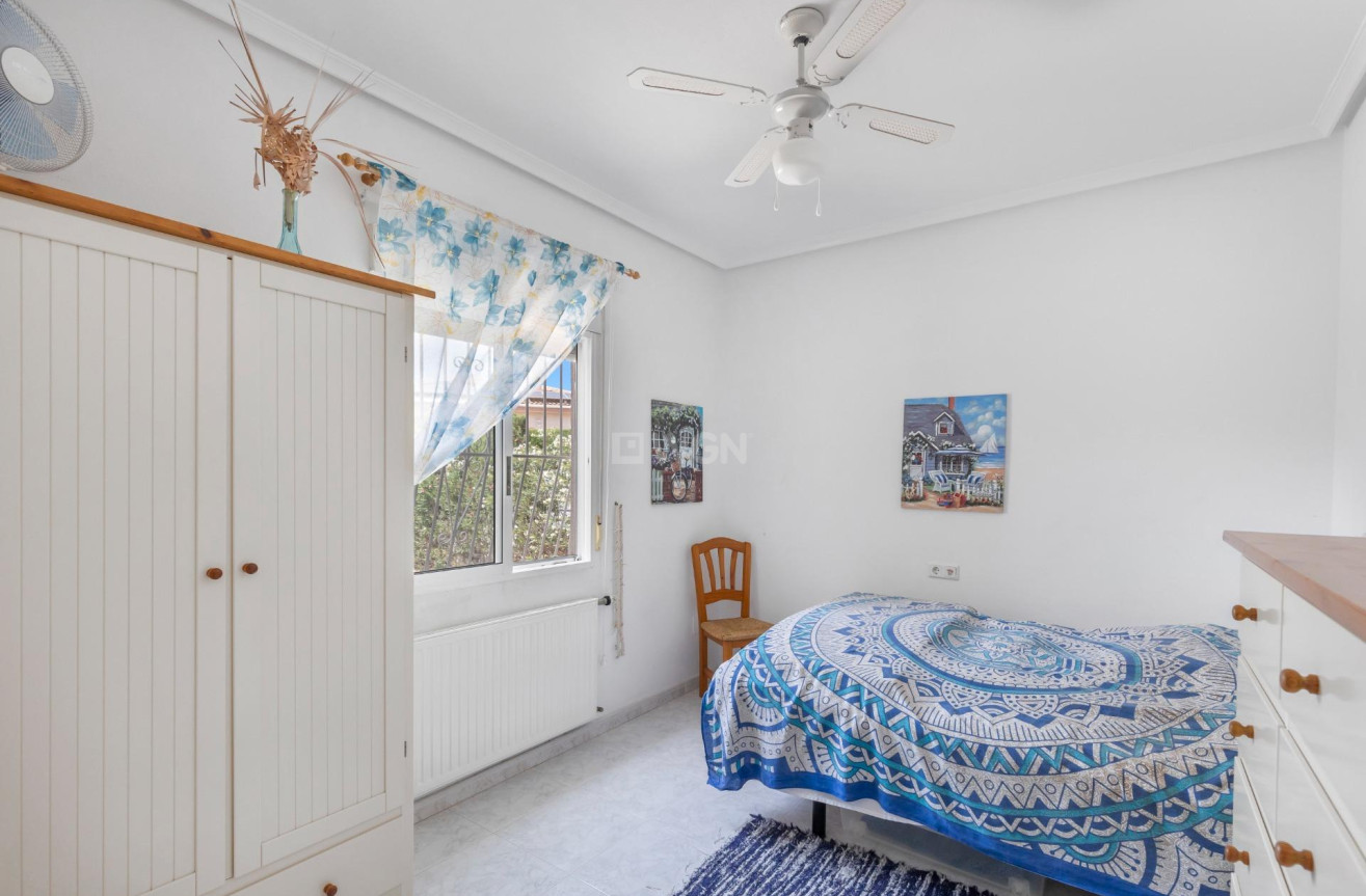 Odsprzedaż - Villa - San Fulgencio - Urb. La Marina