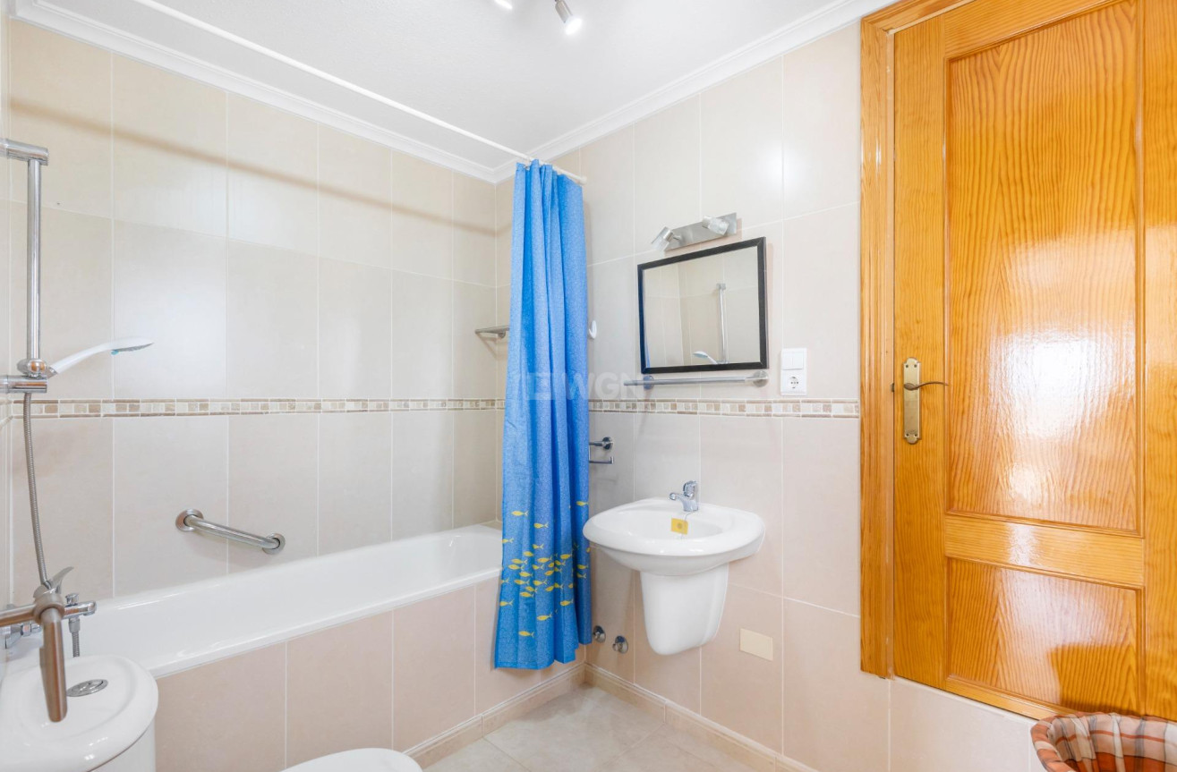 Odsprzedaż - Villa - San Fulgencio - Urb. La Marina