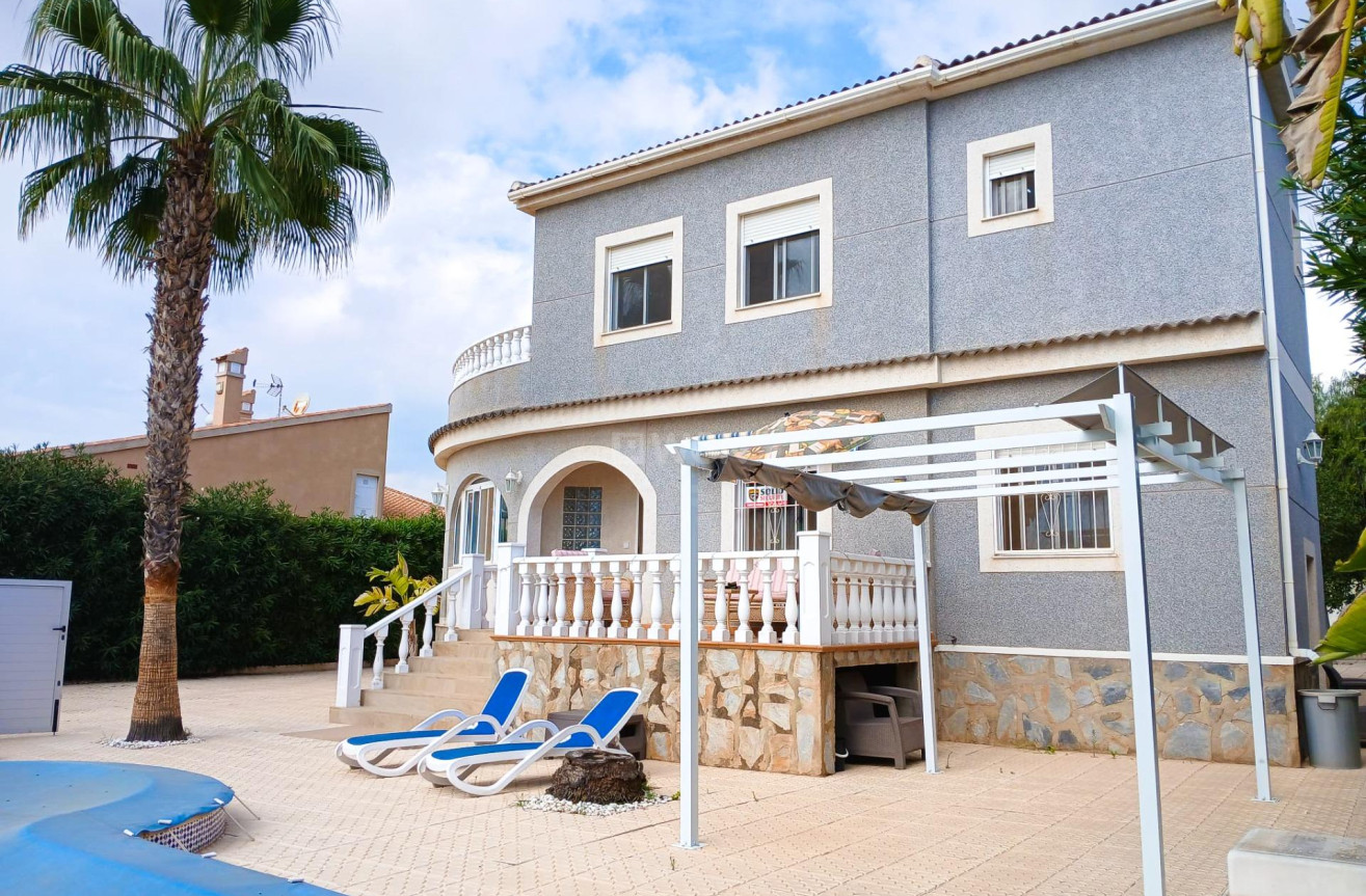 Odsprzedaż - Villa - San Fulgencio - Urb. La Marina