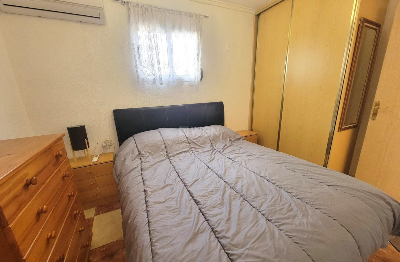 Odsprzedaż - Kamienica - Torrevieja - La Siesta - El Salado - Torreta