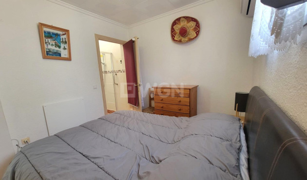 Odsprzedaż - Kamienica - Torrevieja - La Siesta - El Salado - Torreta