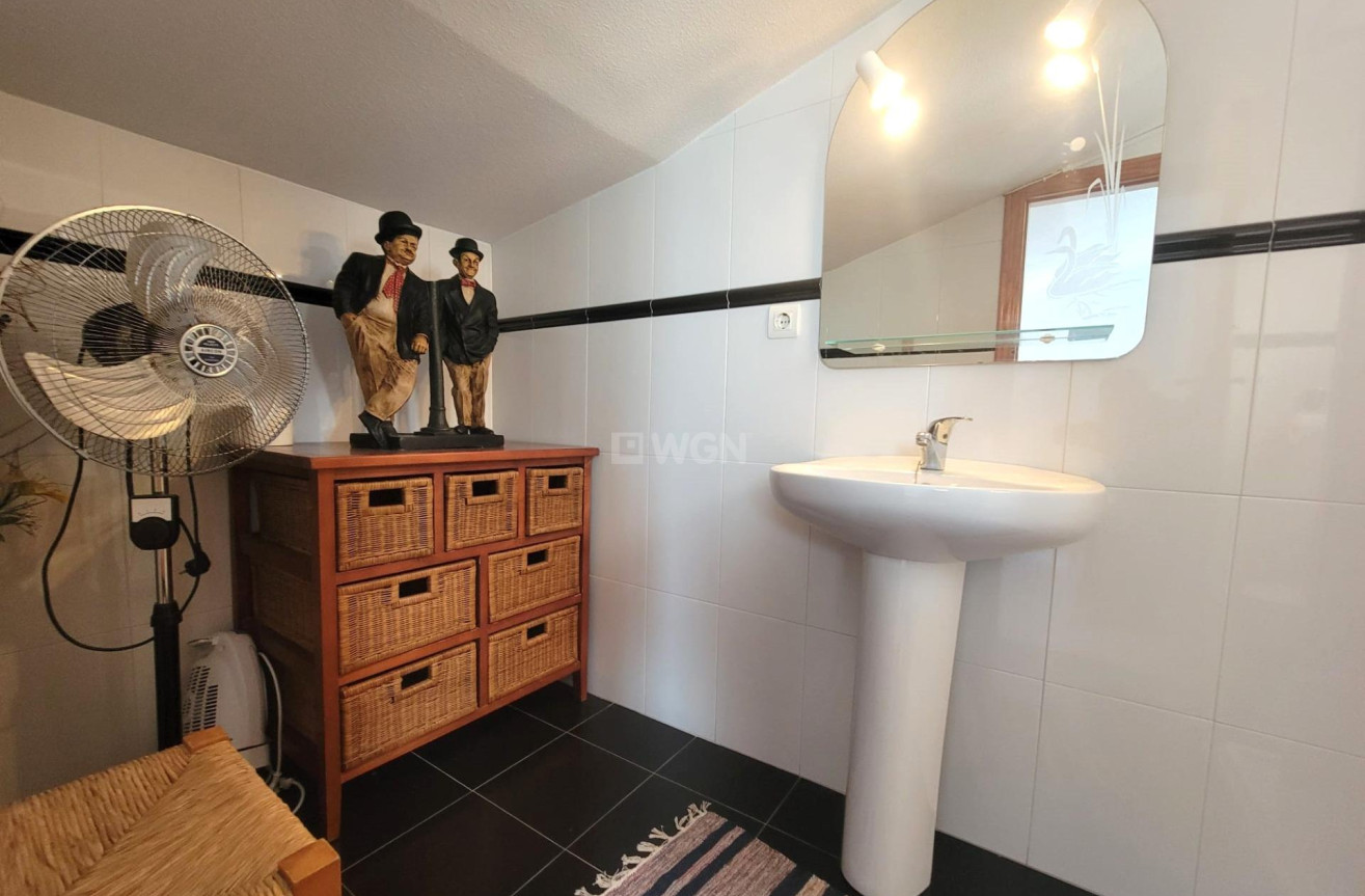 Odsprzedaż - Kamienica - Torrevieja - La Siesta - El Salado - Torreta