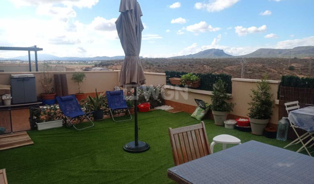 Odsprzedaż - Mieszkanie w bloku - Sucina - Inland