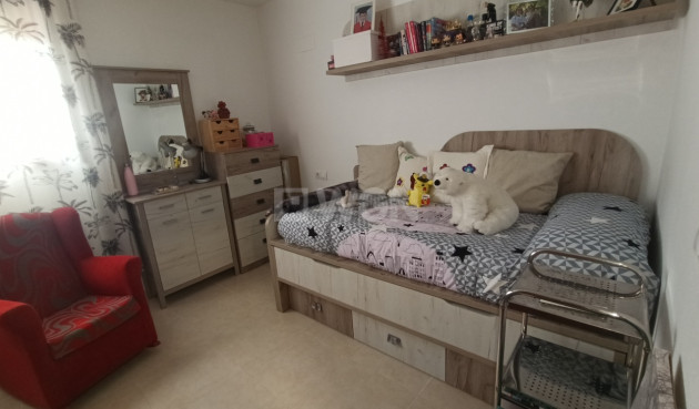 Odsprzedaż - Mieszkanie w bloku - Sucina - Inland