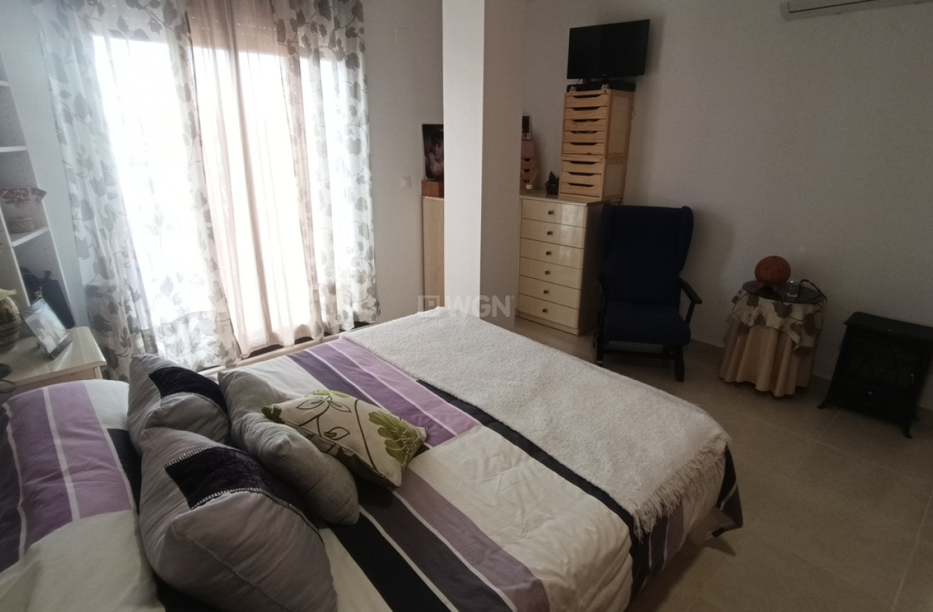 Odsprzedaż - Mieszkanie w bloku - Sucina - Inland