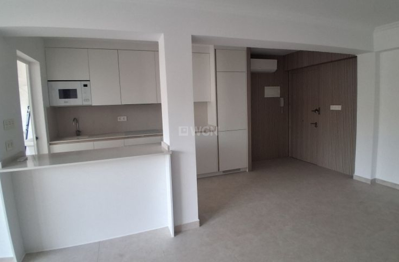 Odsprzedaż - Mieszkanie w bloku - Torrevieja - Costa Blanca