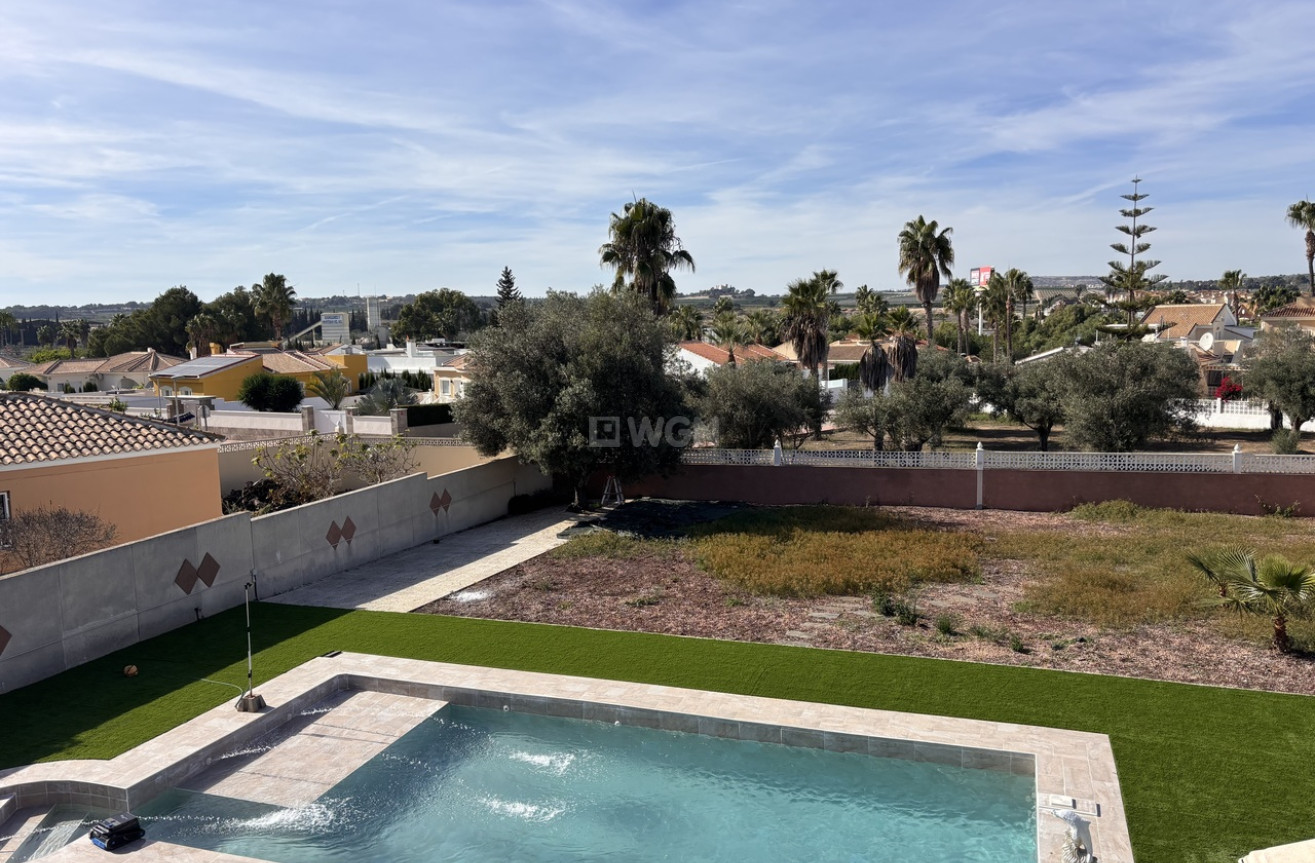 Odsprzedaż - Villa - Benijofar - Costa Blanca