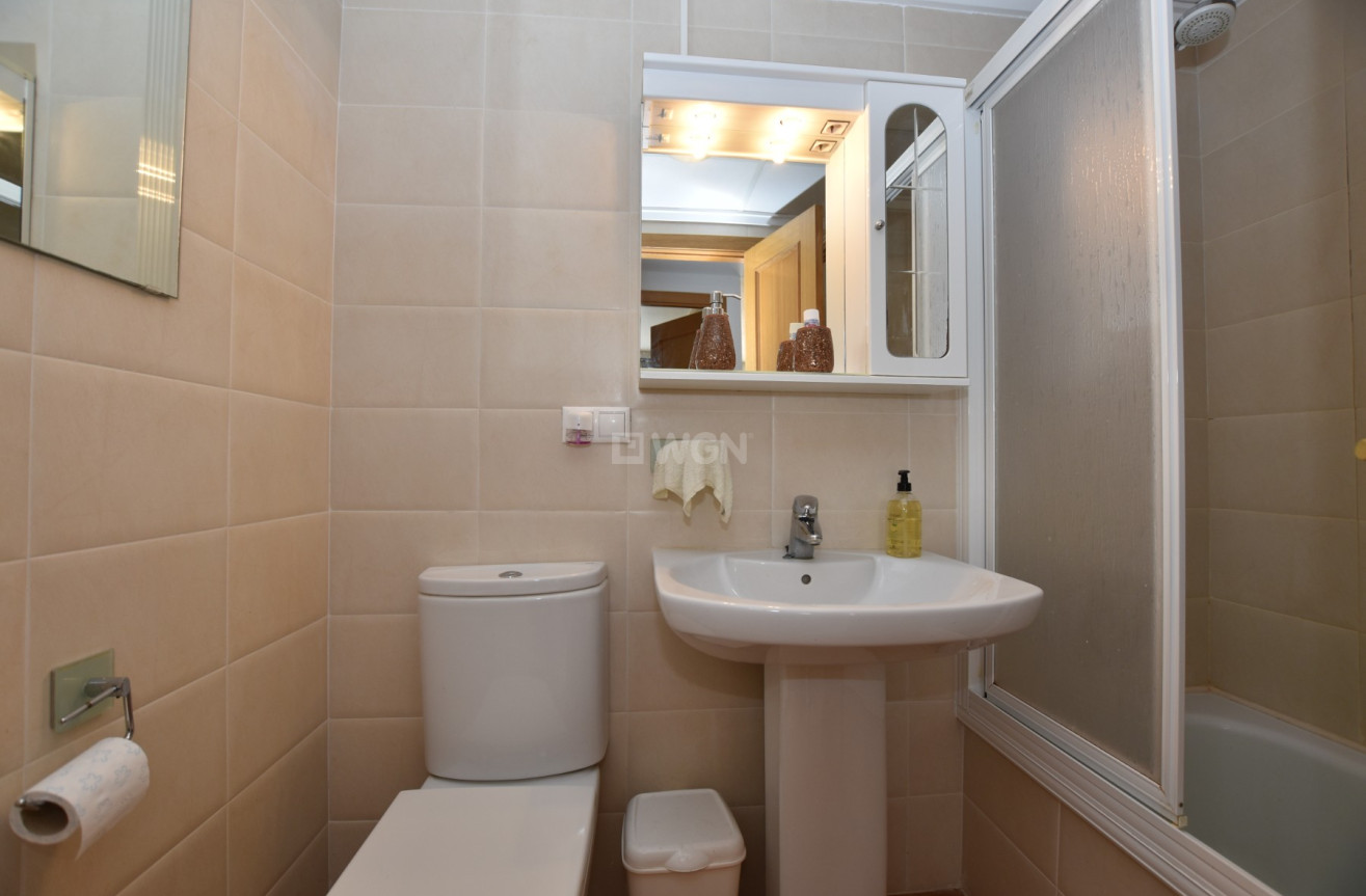 Odsprzedaż - Mieszkanie w bloku - Algorfa - Inland