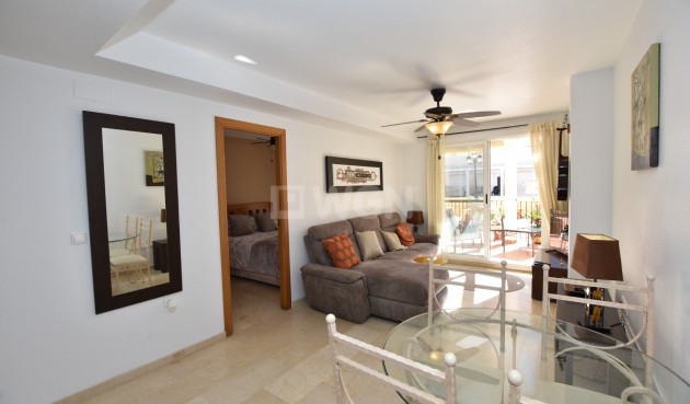 Odsprzedaż - Mieszkanie w bloku - Algorfa - Inland