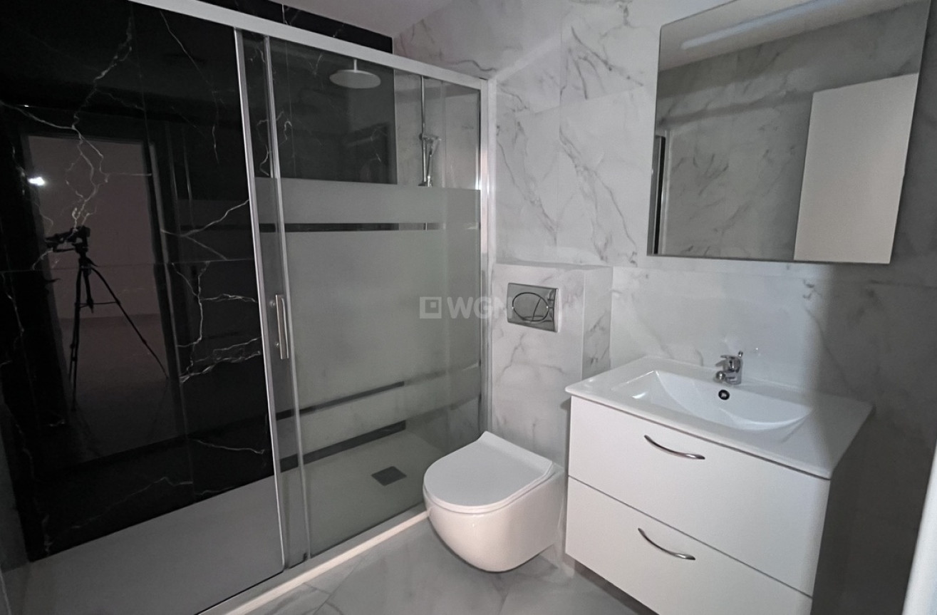 Odsprzedaż - Bungalow - Torrevieja