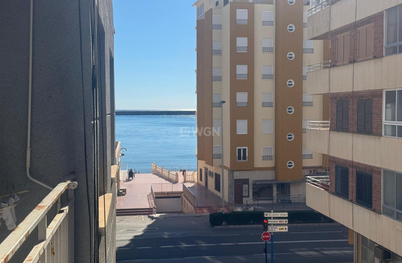 Odsprzedaż - Mieszkanie w bloku - Torrevieja - Costa Blanca