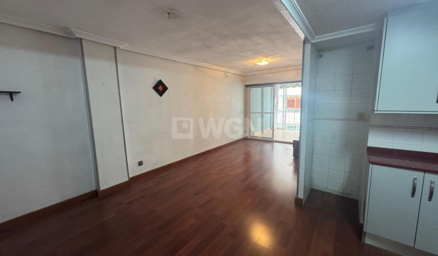 Odsprzedaż - Mieszkanie w bloku - Torrevieja - Costa Blanca