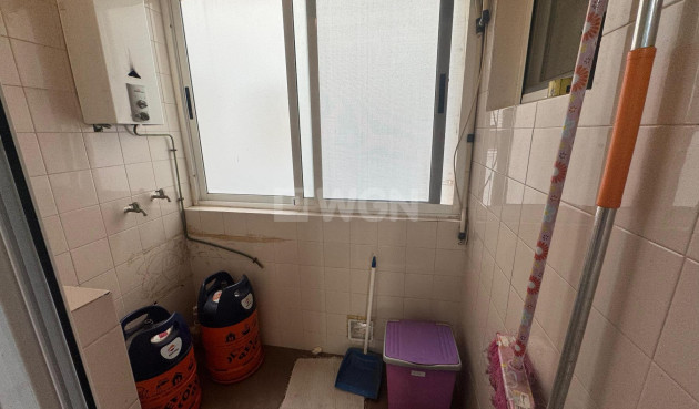 Odsprzedaż - Mieszkanie w bloku - Torrevieja - Costa Blanca