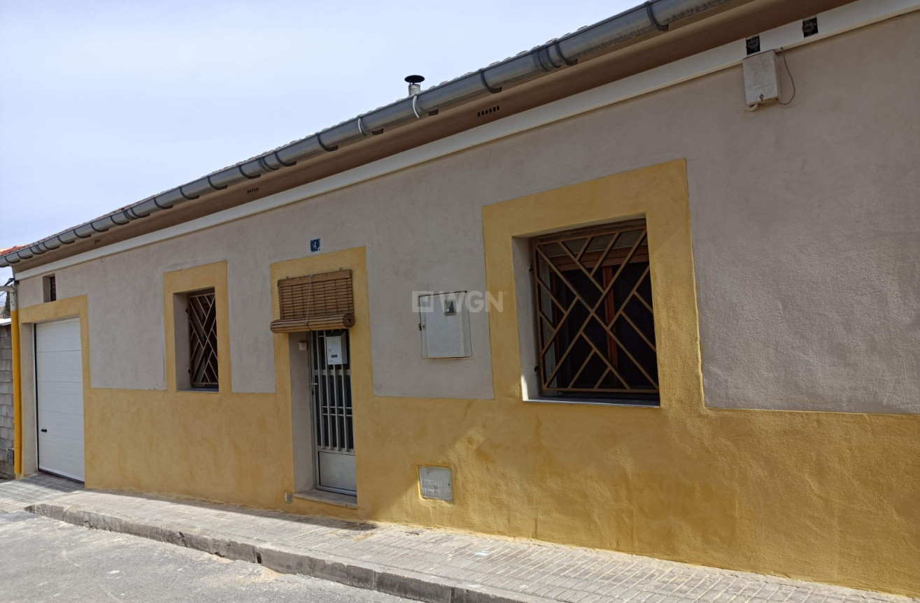 Odsprzedaż - Kamienica - Pinoso - Inland