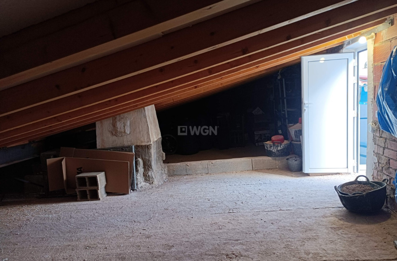 Odsprzedaż - Kamienica - Pinoso - Inland