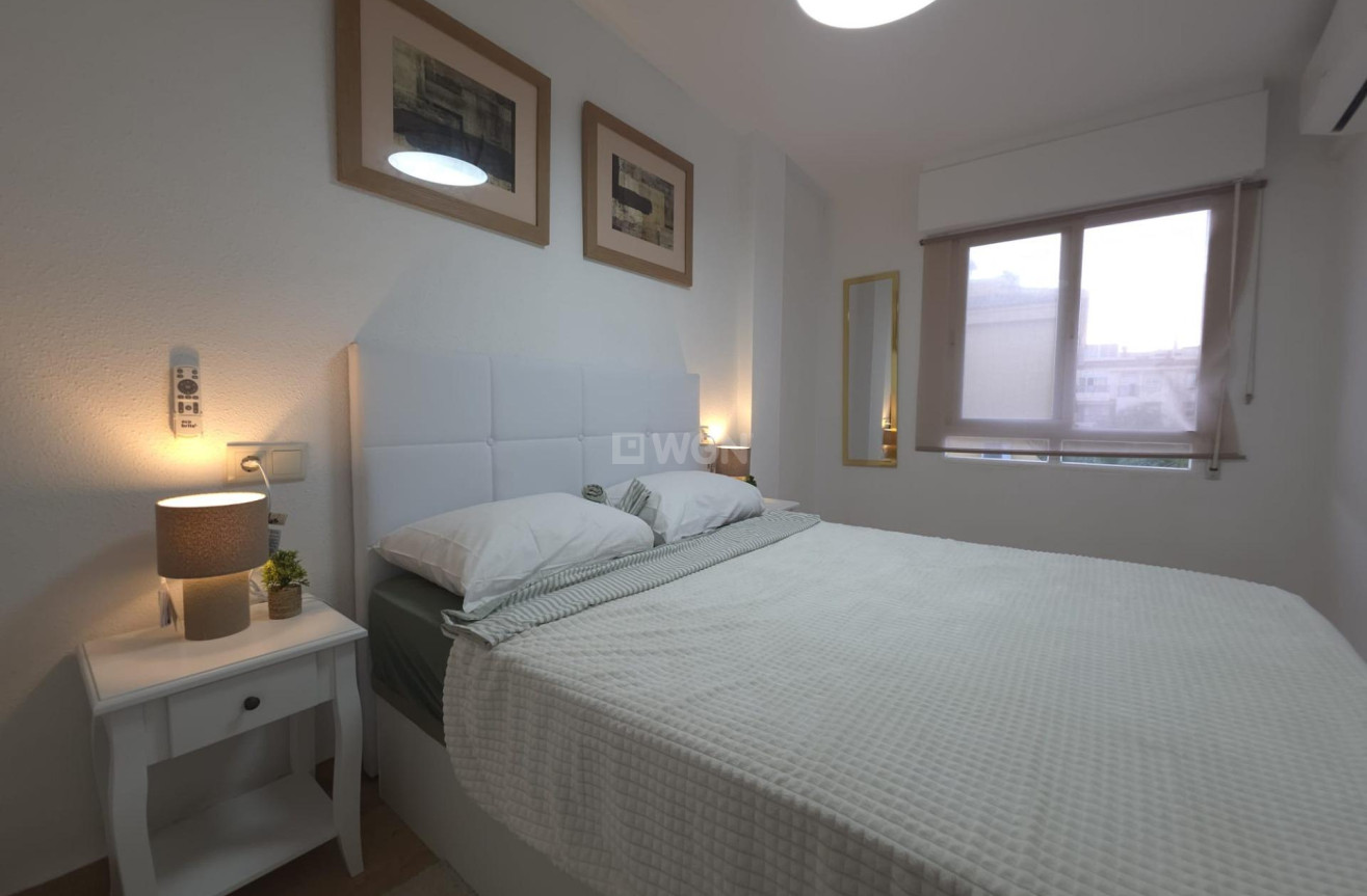 Odsprzedaż - Daszek - Torrevieja - Cala Ferris