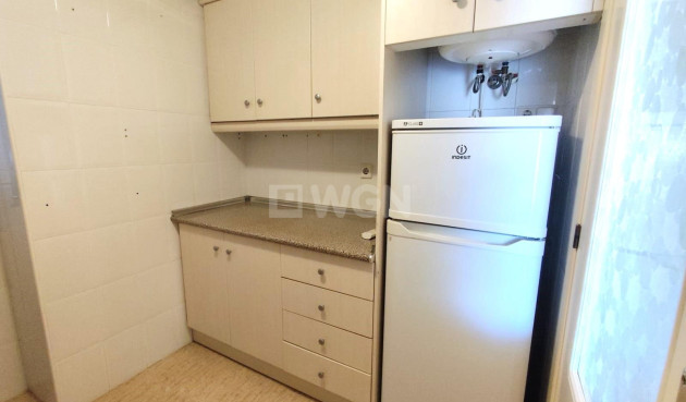 Odsprzedaż - Mieszkanie w bloku - Torrevieja - Centro