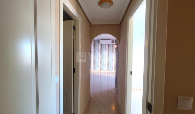 Odsprzedaż - Mieszkanie w bloku - Torrevieja - Centro