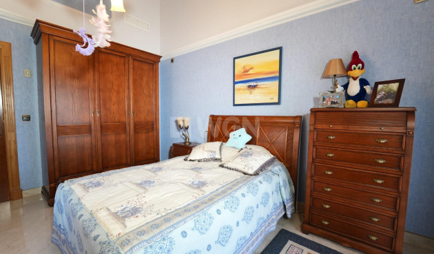 Odsprzedaż - Villa - Orihuela Costa - Campoamor