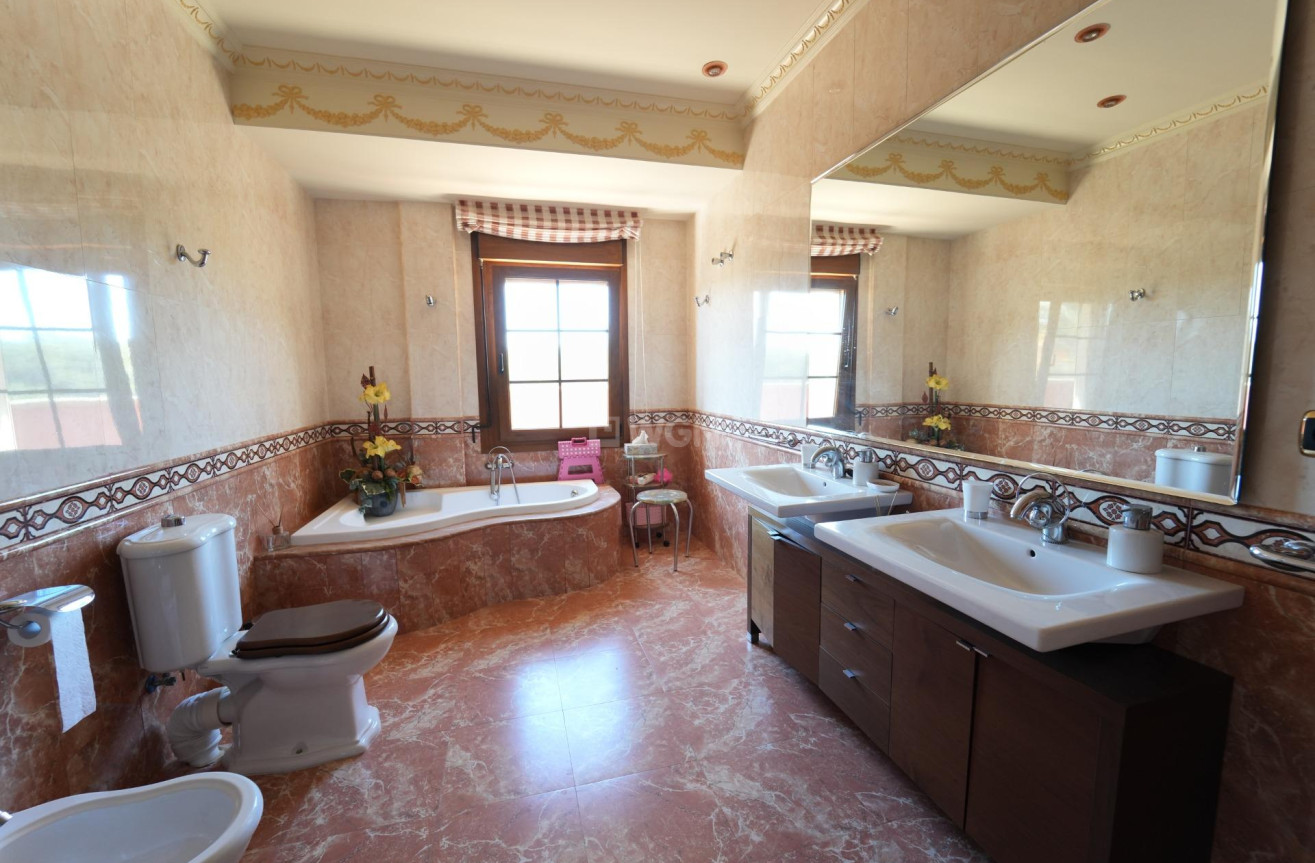 Odsprzedaż - Villa - Orihuela Costa - Campoamor