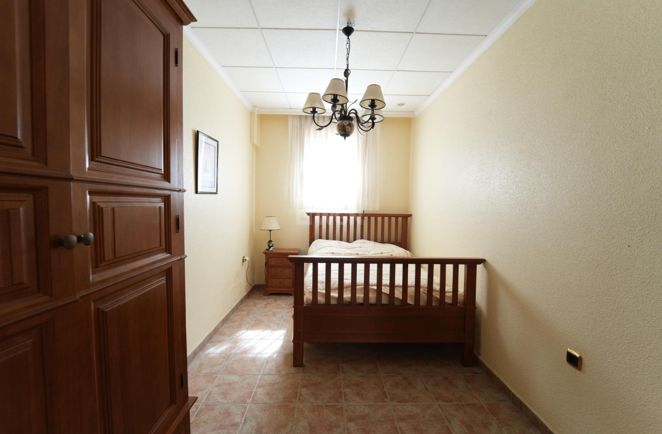 Odsprzedaż - Villa - Orihuela Costa - Campoamor