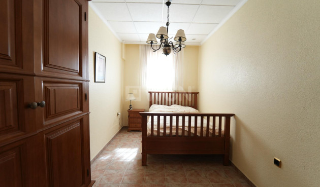 Odsprzedaż - Villa - Orihuela Costa - Campoamor