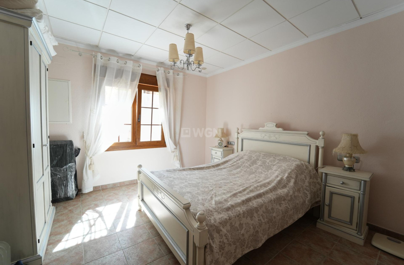 Odsprzedaż - Villa - Orihuela Costa - Campoamor