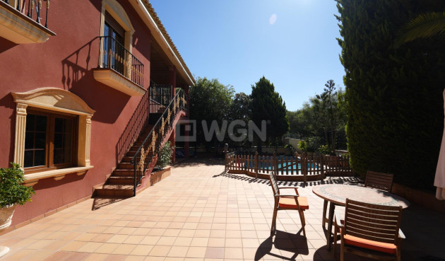 Odsprzedaż - Villa - Orihuela Costa - Campoamor