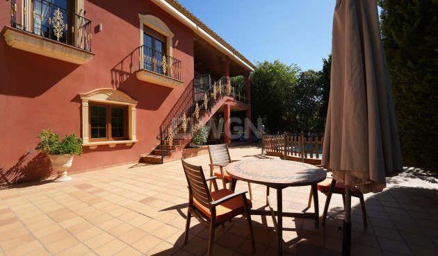 Odsprzedaż - Villa - Orihuela Costa - Campoamor