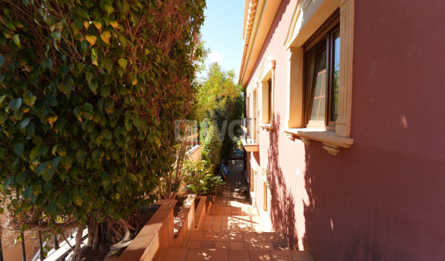 Odsprzedaż - Villa - Orihuela Costa - Campoamor