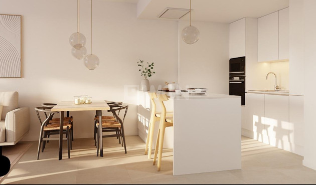 Nowy budynek - Daszek - San Roque - La Hacienda Golf