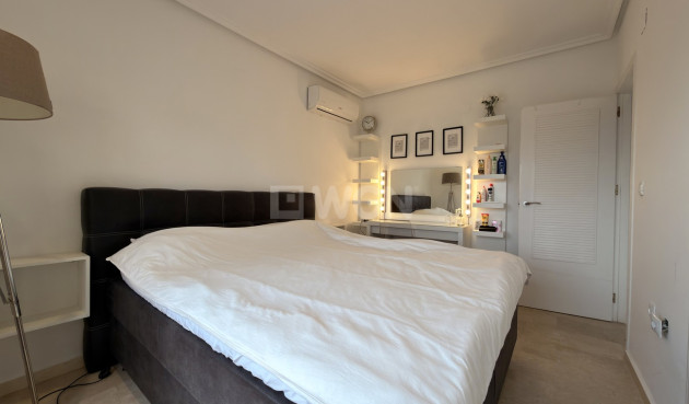 Wiederverkauf - Villa - Orihuela Costa - Los Doses