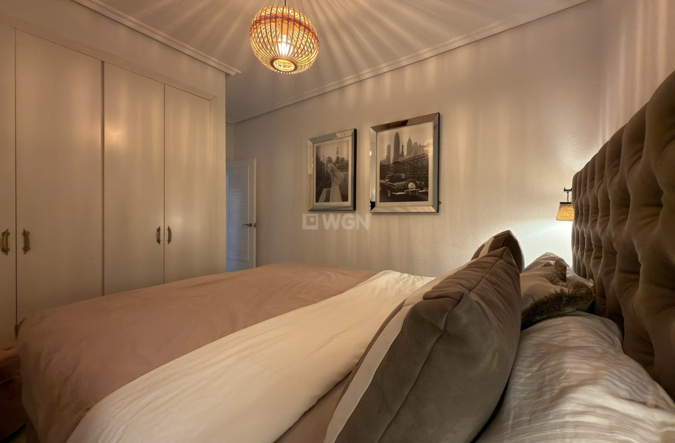 Wiederverkauf - Villa - Orihuela Costa - Los Doses