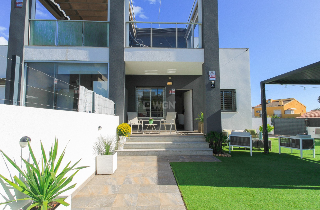 Odsprzedaż - Villa - Torrevieja - Costa Blanca