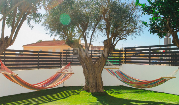 Odsprzedaż - Villa - Torrevieja - Costa Blanca