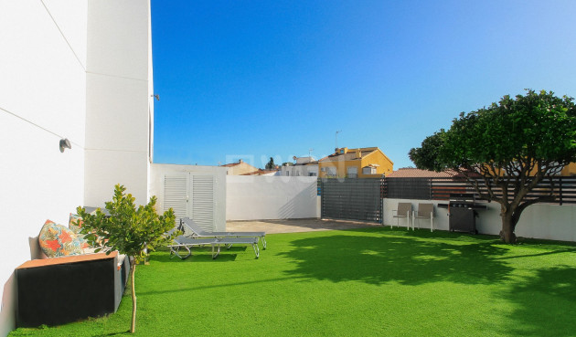 Odsprzedaż - Villa - Torrevieja - Costa Blanca