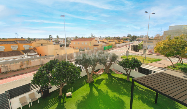 Odsprzedaż - Villa - Torrevieja - Costa Blanca