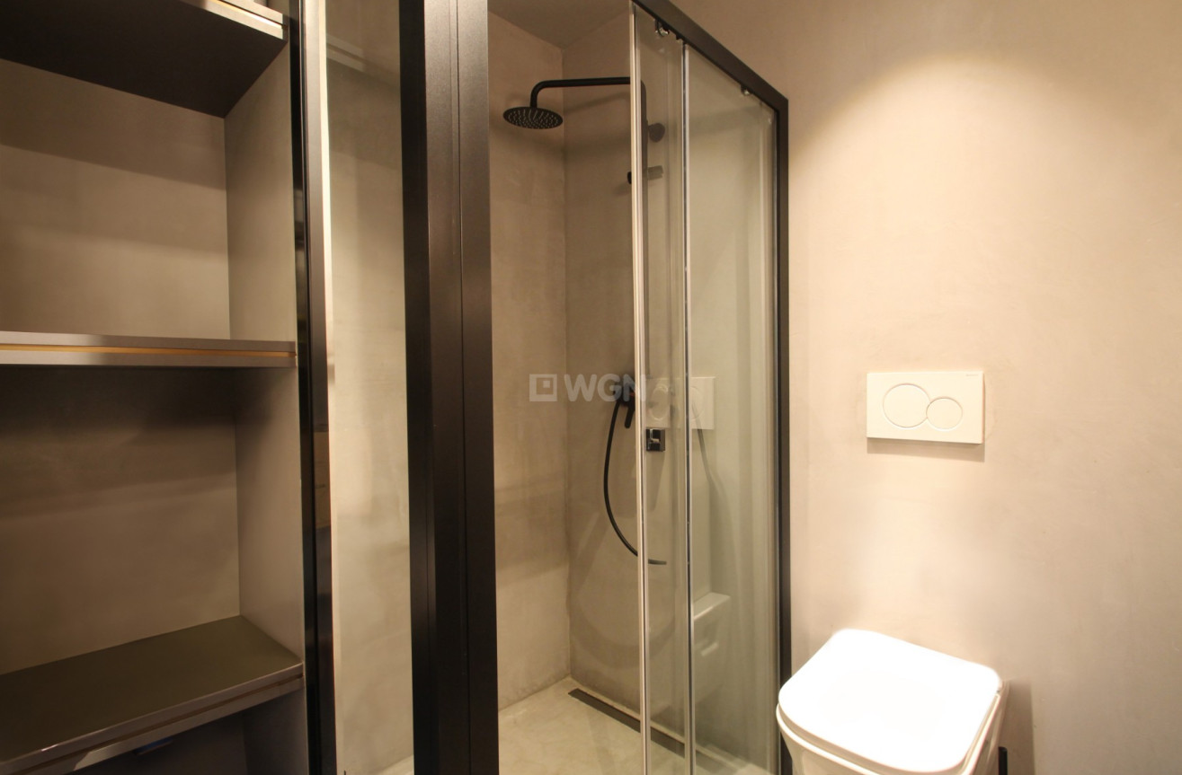 Odsprzedaż - Mieszkanie w bloku - Alicante - Costa Blanca