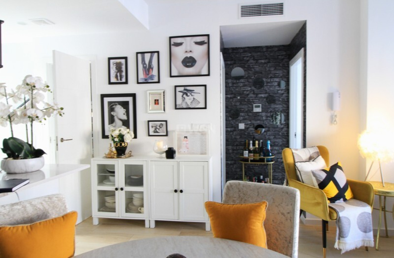 Odsprzedaż - Kamienica - Avileses - Costa Calida