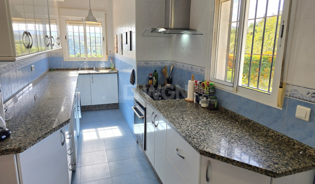 Resale - Villa - Benamargosa - Inland